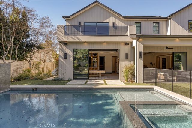 4050 Contera Road, Encino, CA 91436