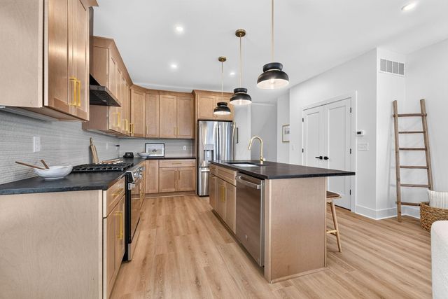 176 N Garfield Avenue, Columbus, OH 43203
