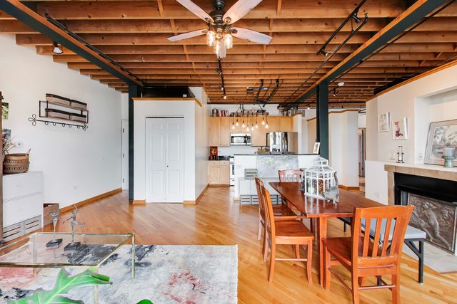 7509 Madison Street B3, Forest Park, IL 60130