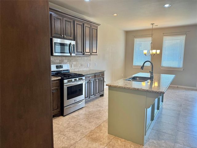 7229 NW 146th Street, Oklahoma City, OK 73142