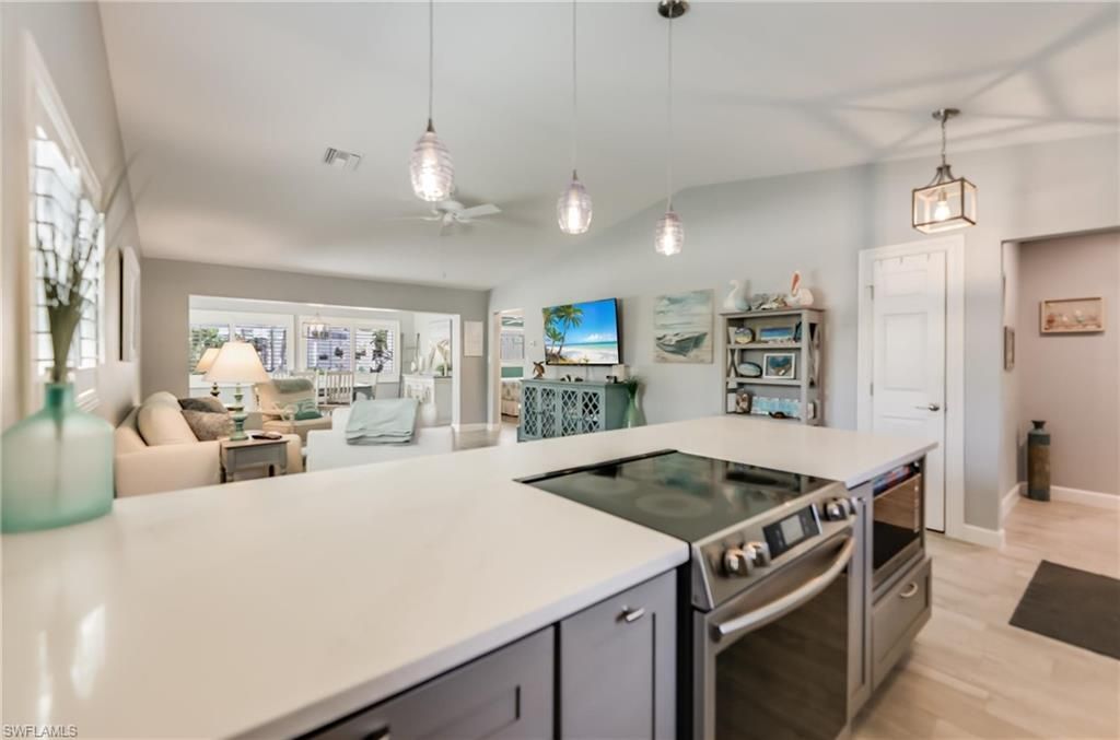 1657 Atlanta Plaza DR, SANIBEL, FL 33957 — photo 3