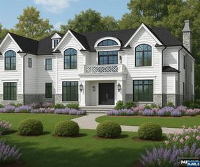 82 Gorga Place, Twp Of Washington, NJ 07676