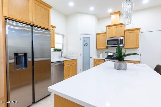 12264 COSTA BRAVA Place, El Paso, TX 79938
