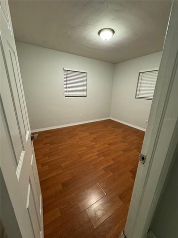 121 33RD AVENUE E, Bradenton, FL 34208