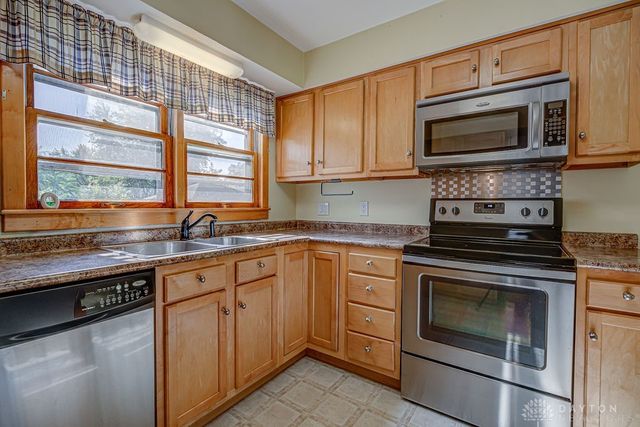 1237 Ellen Drive, Middletown, OH 45042