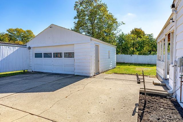 1237 Ellen Drive, Middletown, OH 45042