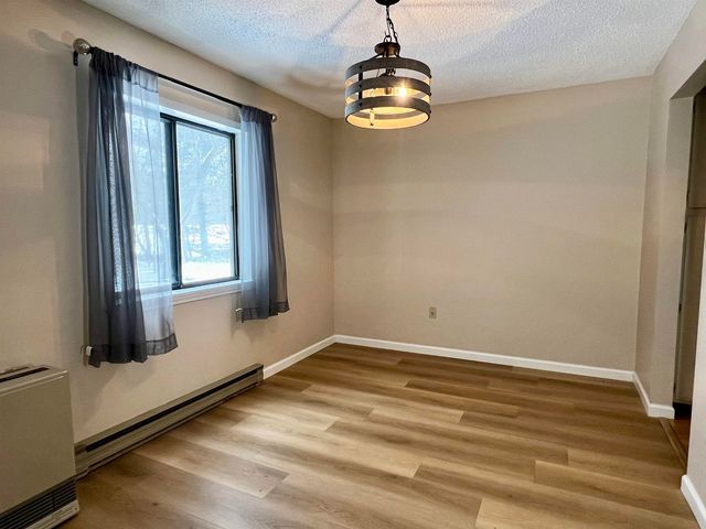 85 Bayberry Ln Unit 85, South Burlington, VT 05403