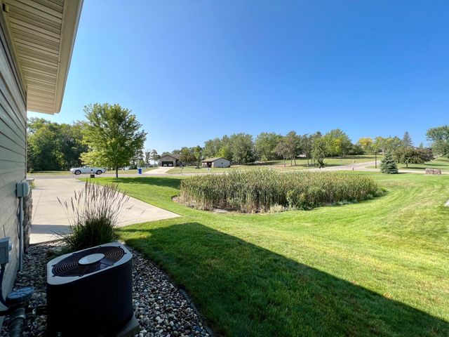 1904 Bridgeview Boulevard, Detroit Lakes, MN 56501