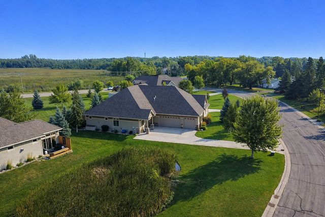 1904 Bridgeview Boulevard, Detroit Lakes, MN 56501