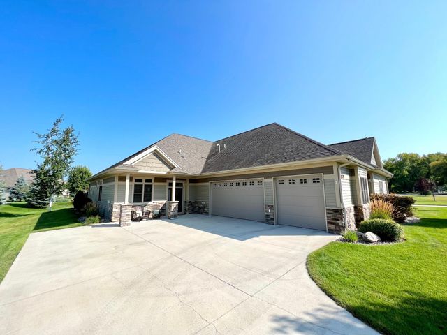 1904 Bridgeview Boulevard, Detroit Lakes, MN 56501