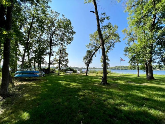 1904 Bridgeview Boulevard, Detroit Lakes, MN 56501