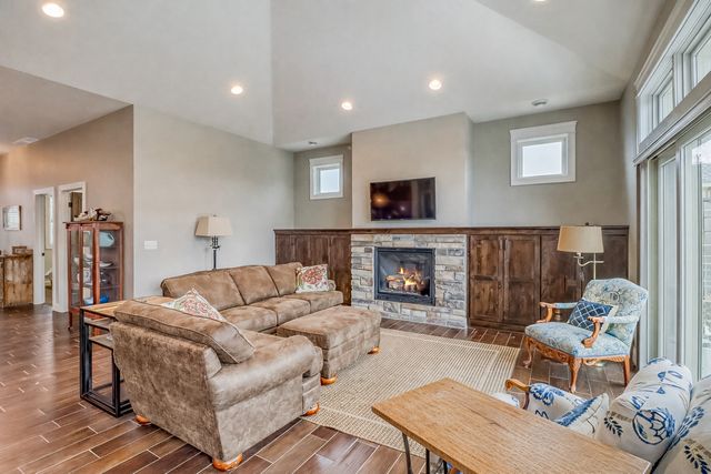 1904 Bridgeview Boulevard, Detroit Lakes, MN 56501