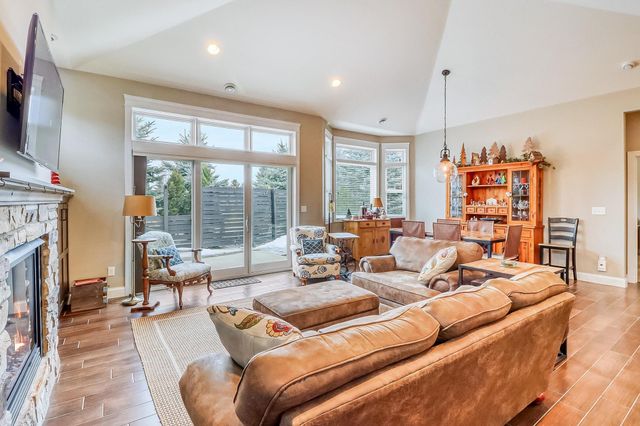 1904 Bridgeview Boulevard, Detroit Lakes, MN 56501