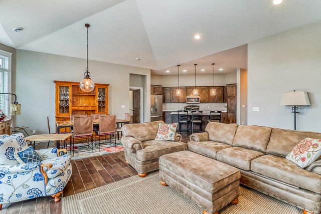 1904 Bridgeview Boulevard, Detroit Lakes, MN 56501