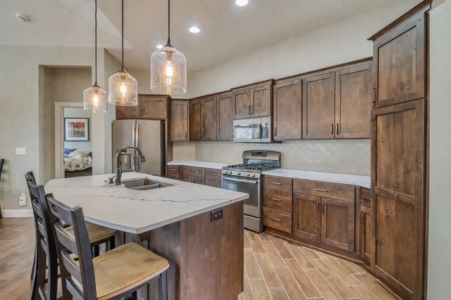 1904 Bridgeview Boulevard, Detroit Lakes, MN 56501