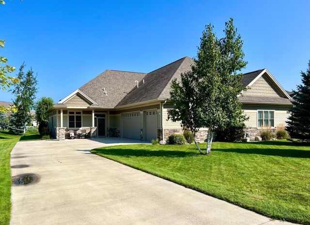 1904 Bridgeview Boulevard, Detroit Lakes, MN 56501
