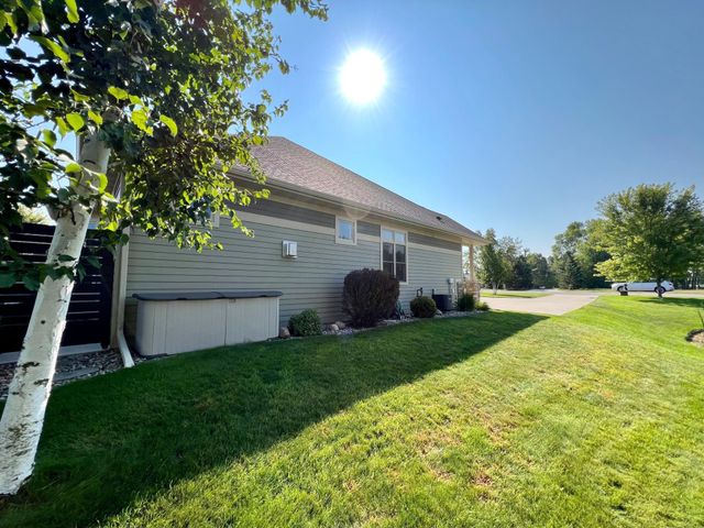 1904 Bridgeview Boulevard, Detroit Lakes, MN 56501