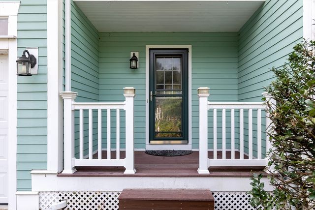 13 Arrowhead Path, Halifax, MA 02338