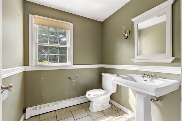 13 Arrowhead Path, Halifax, MA 02338