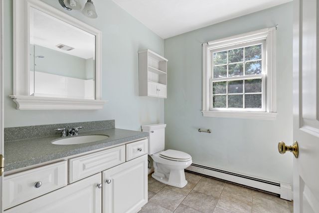 13 Arrowhead Path, Halifax, MA 02338