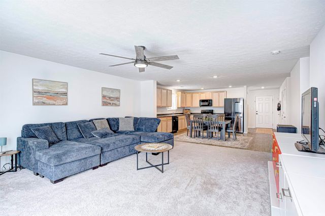 6758 Honeysuckle Way, Pendleton, IN 46064