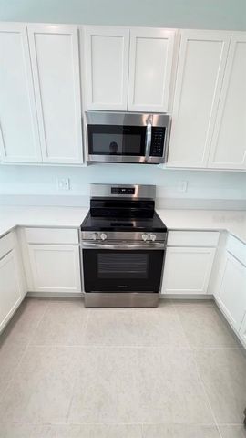 5852 ENERGY WAY, Clermont, FL 34714