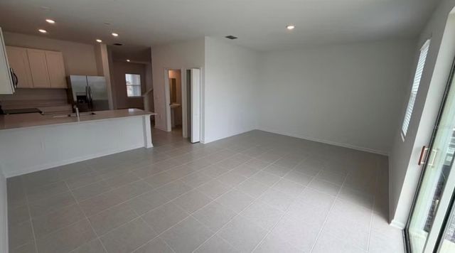 5852 ENERGY WAY, Clermont, FL 34714