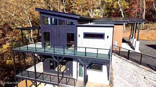 1546 Bear Valley Rd, Sevierville, TN 37876