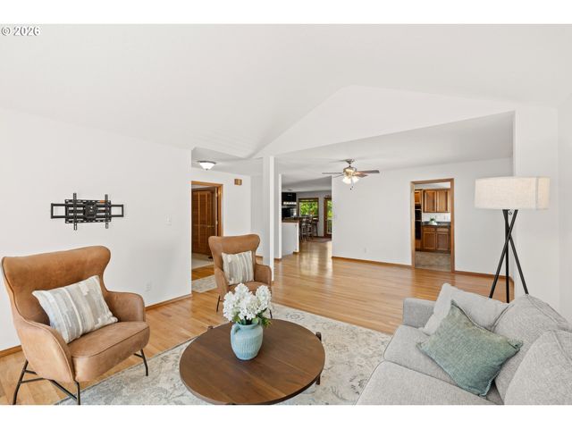 14855 Sw CHARDONNAY Ave, Portland, OR 97224