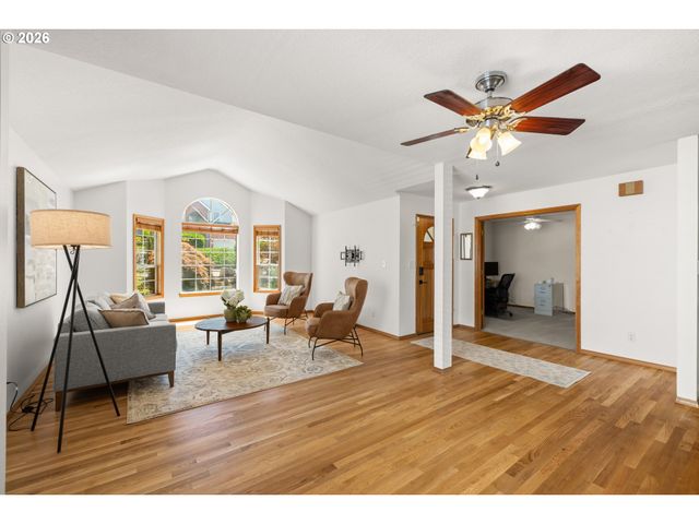 14855 Sw CHARDONNAY Ave, Portland, OR 97224