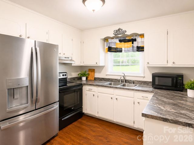 2109 Fernwood Drive, Shelby, NC 28152