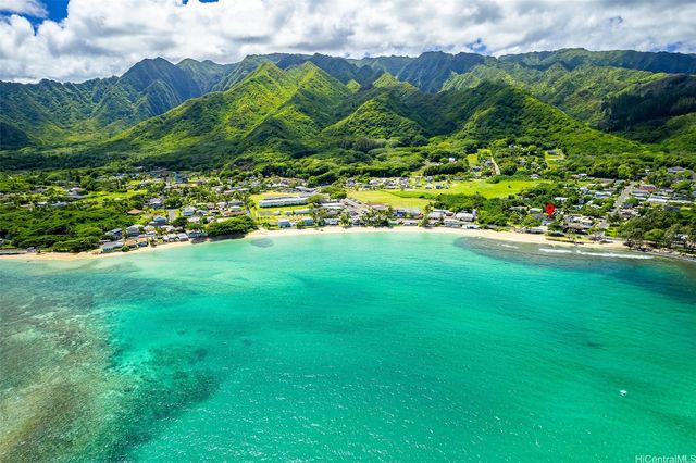 54-74 Kamehameha Highway B, Hauula, HI 96717