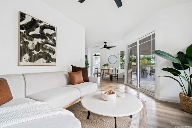 54-74 Kamehameha Highway B, Hauula, HI 96717