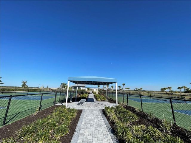 4013 Perseus ST, Naples, FL 34120