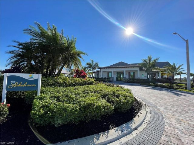 4013 Perseus ST, Naples, FL 34120