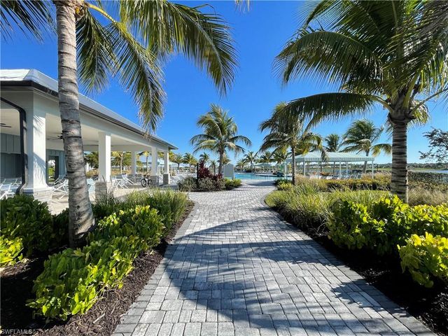 4013 Perseus ST, Naples, FL 34120