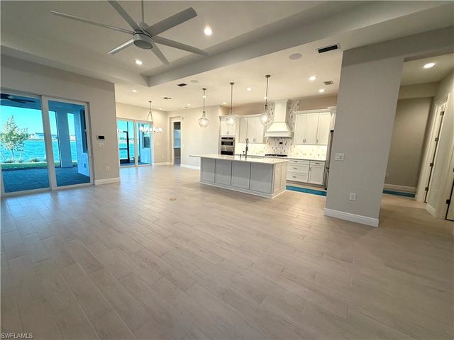 4013 Perseus ST, Naples, FL 34120