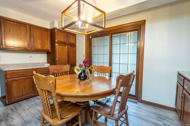 5924 Hallowell Place, Fort Wayne, IN 46815