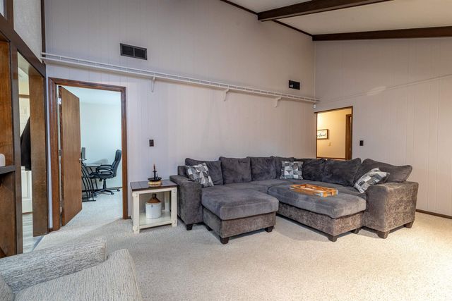 5924 Hallowell Place, Fort Wayne, IN 46815