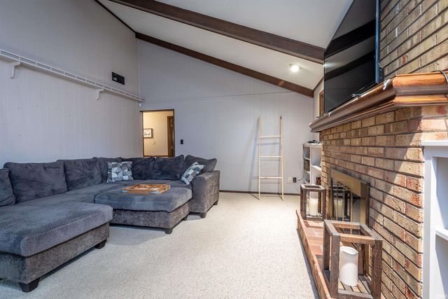 5924 Hallowell Place, Fort Wayne, IN 46815