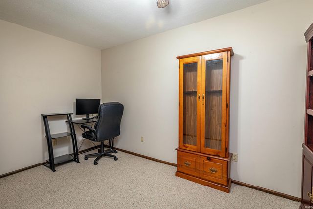 5924 Hallowell Place, Fort Wayne, IN 46815