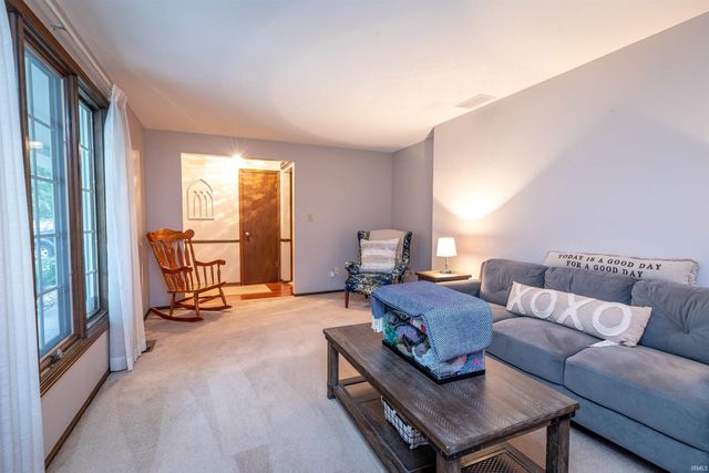 5924 Hallowell Place, Fort Wayne, IN 46815