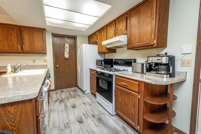5924 Hallowell Place, Fort Wayne, IN 46815