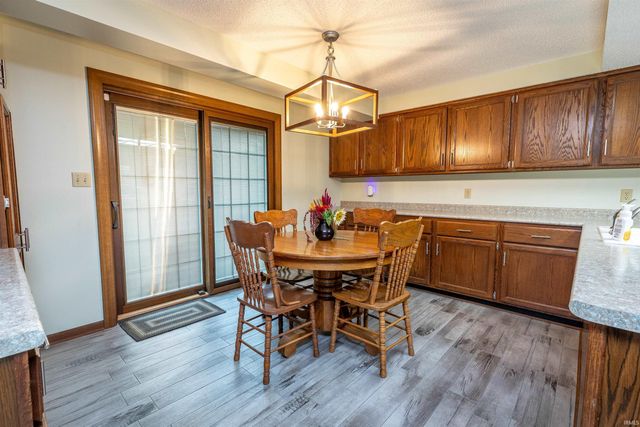 5924 Hallowell Place, Fort Wayne, IN 46815