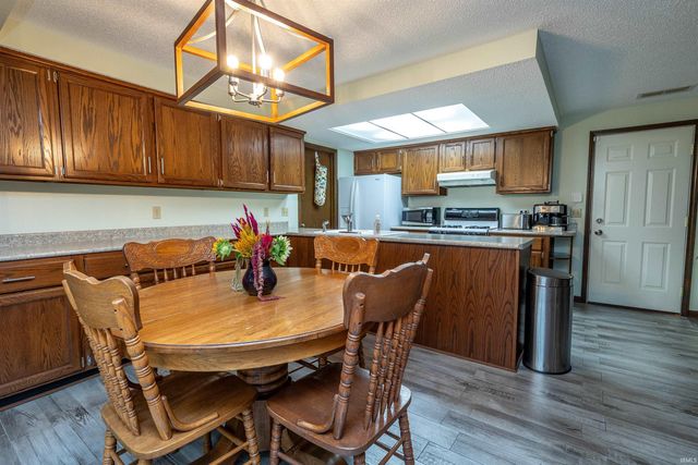 5924 Hallowell Place, Fort Wayne, IN 46815