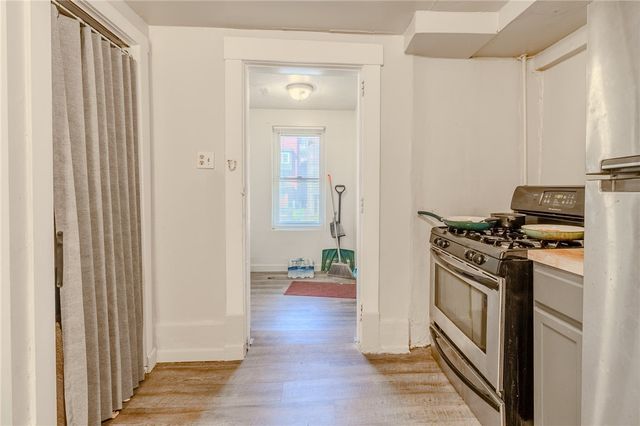 121 Sumner Ave, Forest Hills Boro, PA 15221