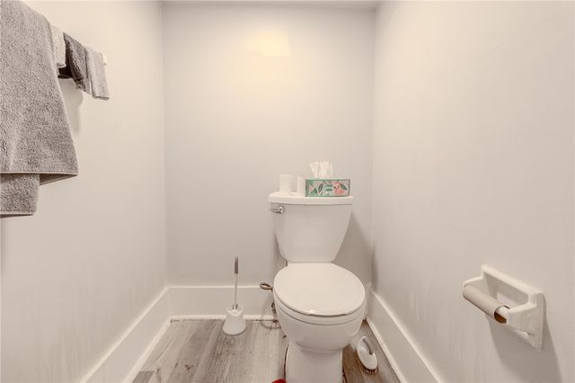 121 Sumner Ave, Forest Hills Boro, PA 15221