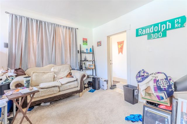 121 Sumner Ave, Forest Hills Boro, PA 15221