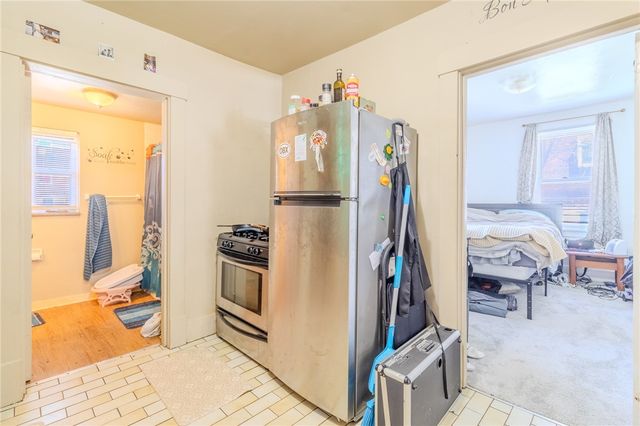 121 Sumner Ave, Forest Hills Boro, PA 15221