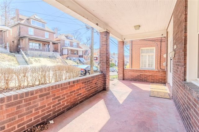 121 Sumner Ave, Forest Hills Boro, PA 15221